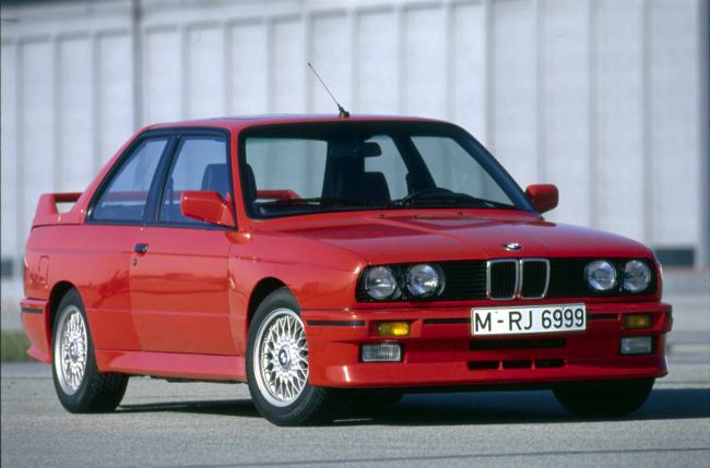 BMW M3 E30 в кузове купе